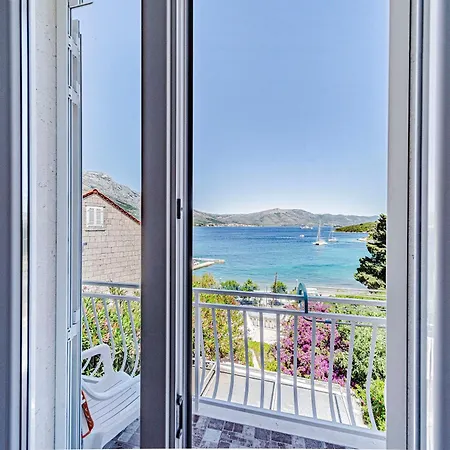 S 1 - Just 50m From The With Sea View Apartman *