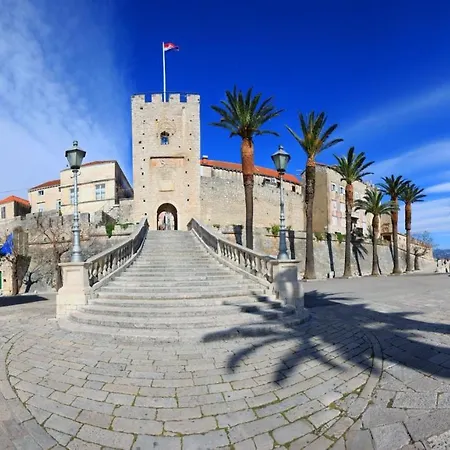 Apartment S1 - Just 50m From The With Sea View Korčula