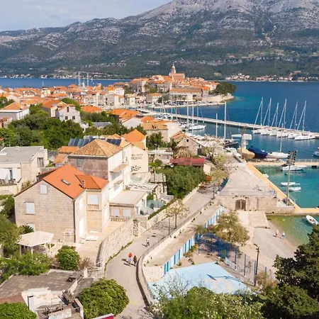 Apartment S1 - Just 50m From The With Sea View