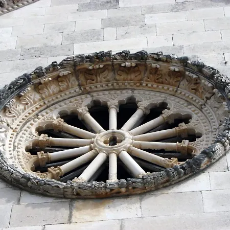 S1 - Just 50m From The With Sea View *